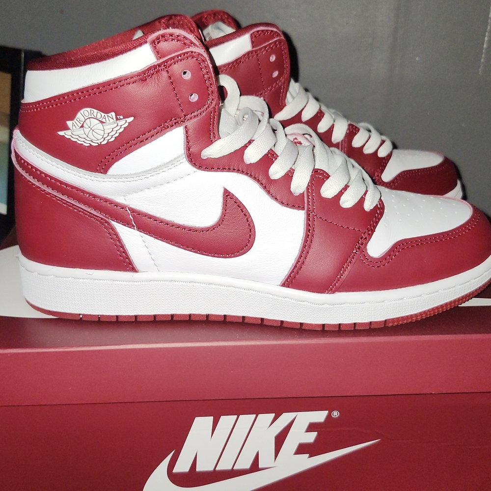 Nike Air Jordan High-Top Red White Sneakers